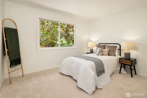 $3,380,000 | 8531 Hunts Point Lane, Hunts Point, WA 98004