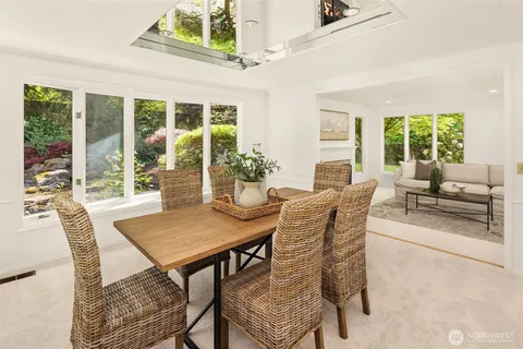 $3,380,000 | 8531 Hunts Point Lane, Hunts Point, WA 98004