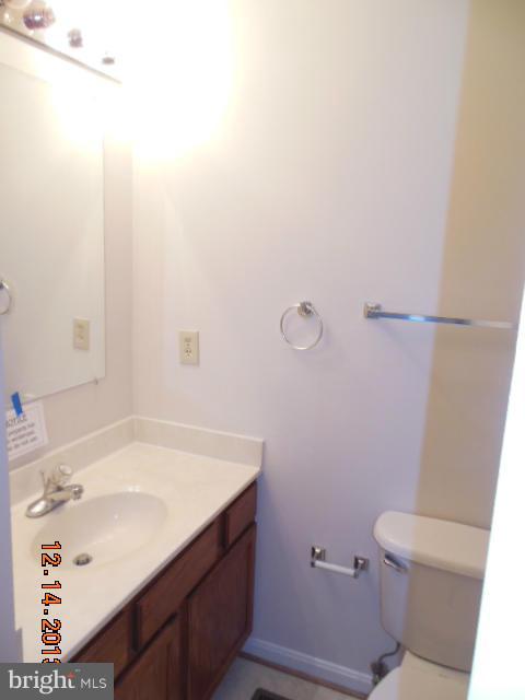 28 Myrtle Road Fredericksburg, VA 22405 - Photo 13 of 15 Bath
