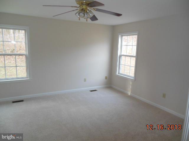 28 Myrtle Road Fredericksburg, VA 22405 - Photo 9 of 15 Bedroom (Master)