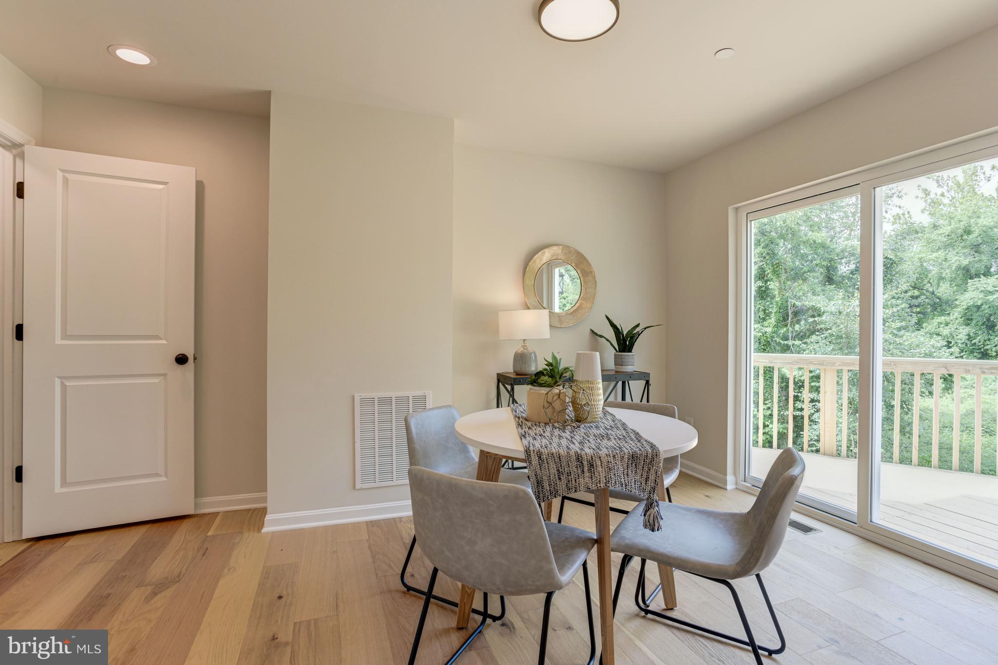 5928 Church Road Elkridge, MD 21075 - Photo 4 of 39 Dining Area