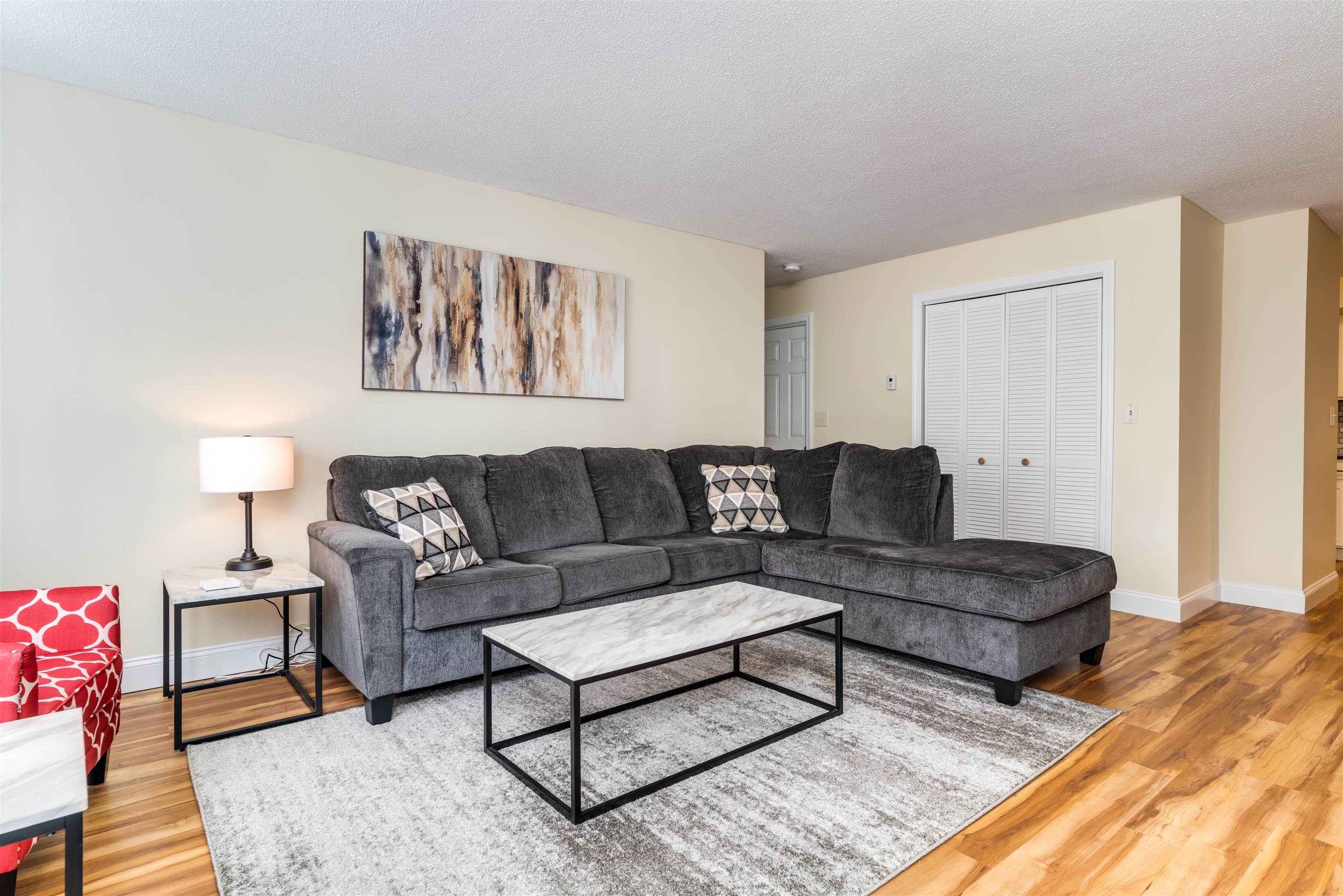 401 Spring Brook Circle Portsmouth, NH 03801 - Photo 5 of 21