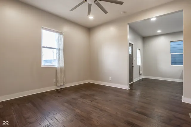 $2,250 | 421 East Morris Street, Indianapolis, IN 46225