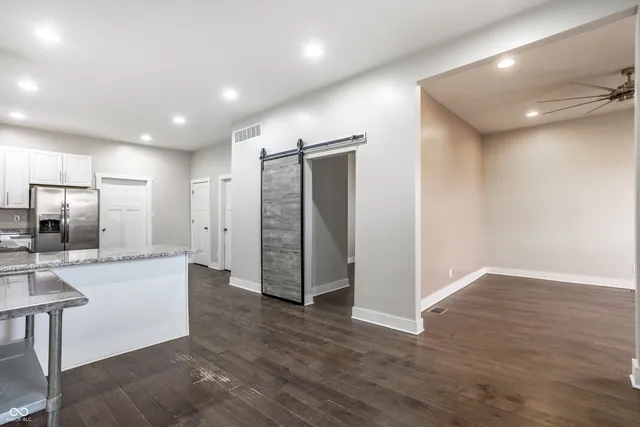 $2,250 | 421 East Morris Street, Indianapolis, IN 46225