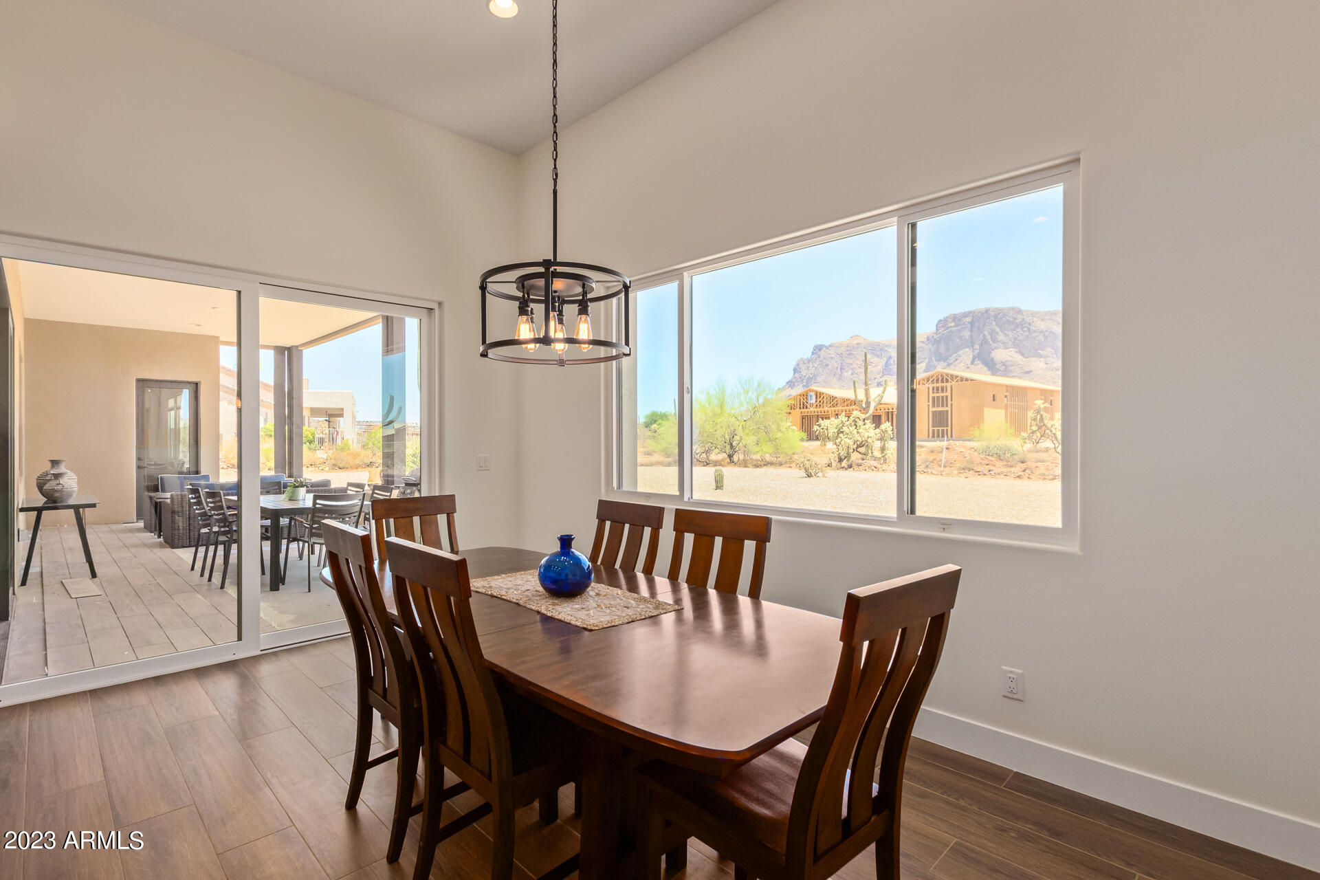 531 North Sun Road Apache Junction, AZ 85119 - Photo 10 of 31 0011-11-Sun