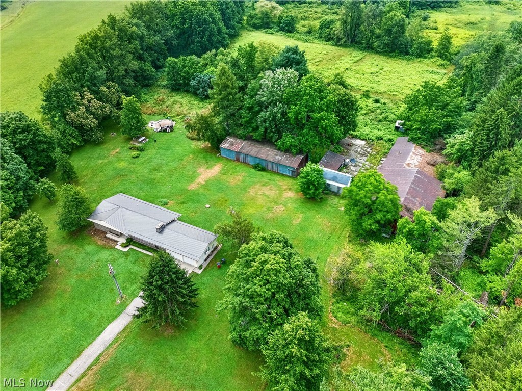 4552 Monroe Center Road Conneaut, OH 44030 - Photo 2 of 50