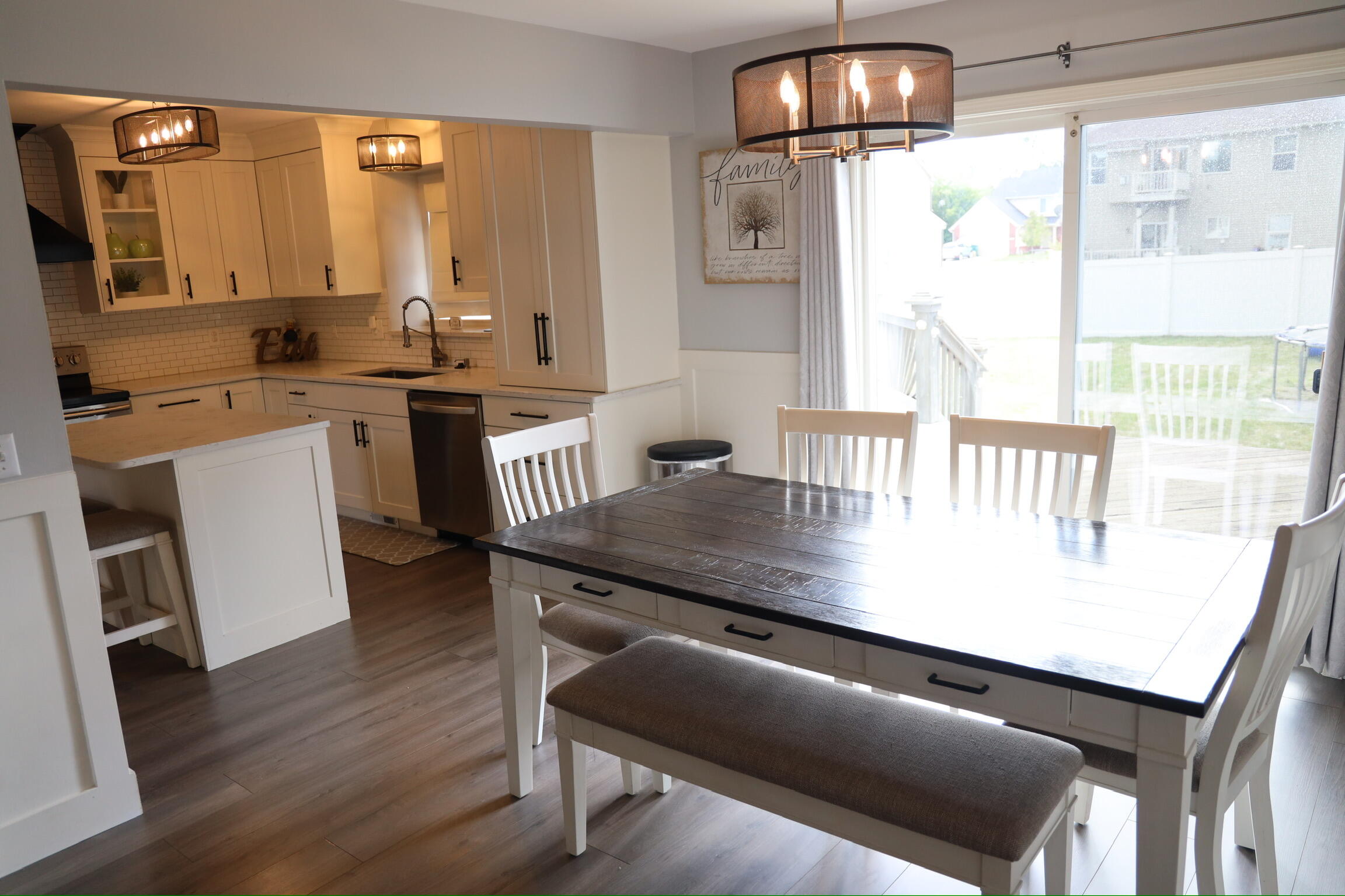 16546 Jessica Lane Romulus, MI 48174 - Photo 7 of 31 5M0A9842