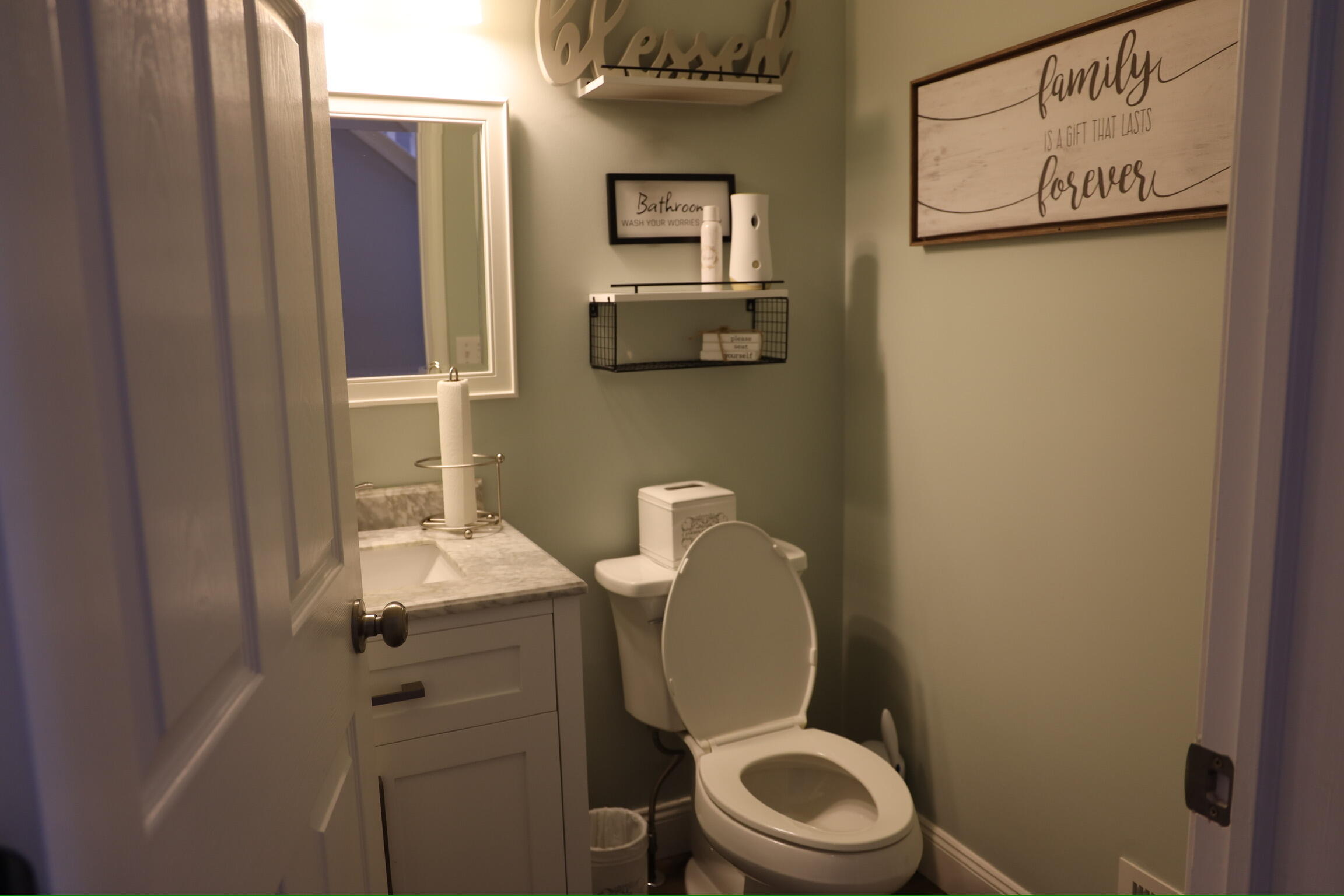 16546 Jessica Lane Romulus, MI 48174 - Photo 10 of 31 5M0A9851