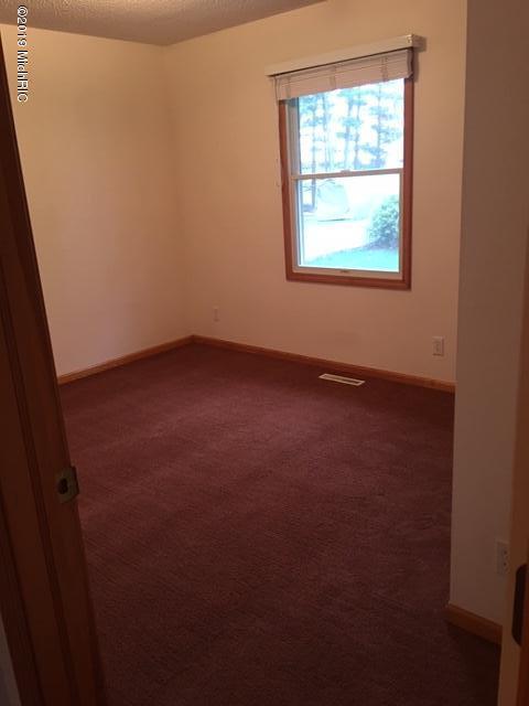 1711 North Roberts Road Muskegon, MI 49445 - Photo 25 of 42 IMG_4637