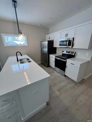 $1,850 | 1072 Emilee Court, Fort Wayne, IN 46825