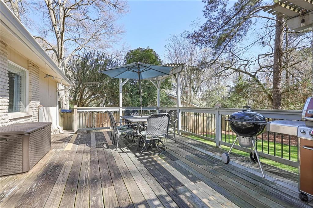 855 Armand Court Northeast Atlanta, GA 30324 - Photo 27 of 33