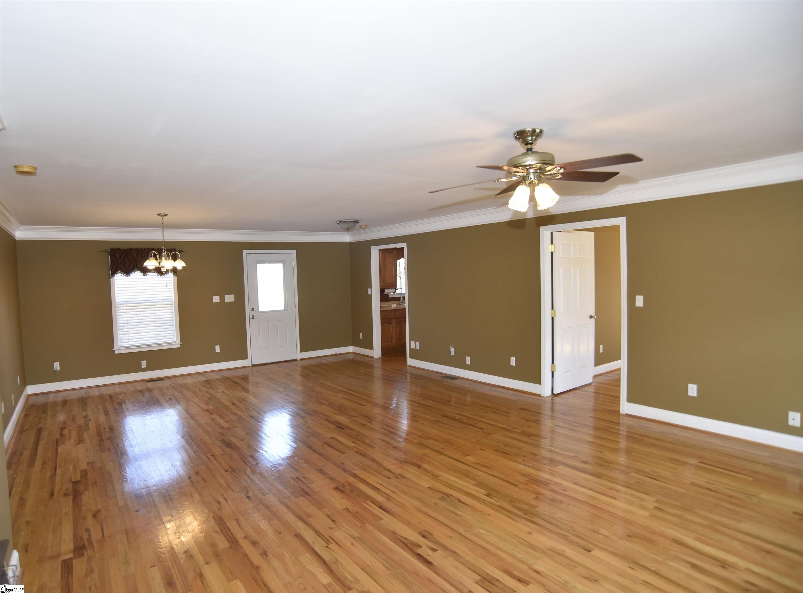 115 Willis Road Taylors, SC 29687 - Photo 2 of 15