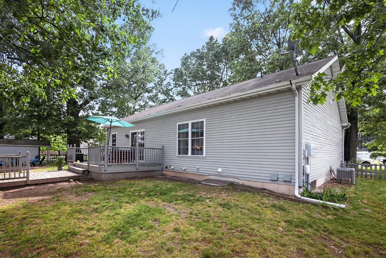 3427 Easy Street St. Joseph, MI 49085 - Photo 30 of 32