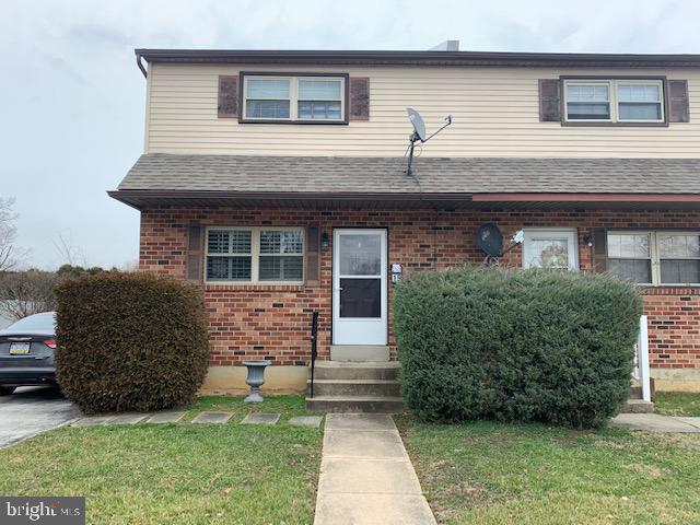 19 Upland Road Brookhaven, PA 19015 - Photo 1 of 12 Gallery Image 1