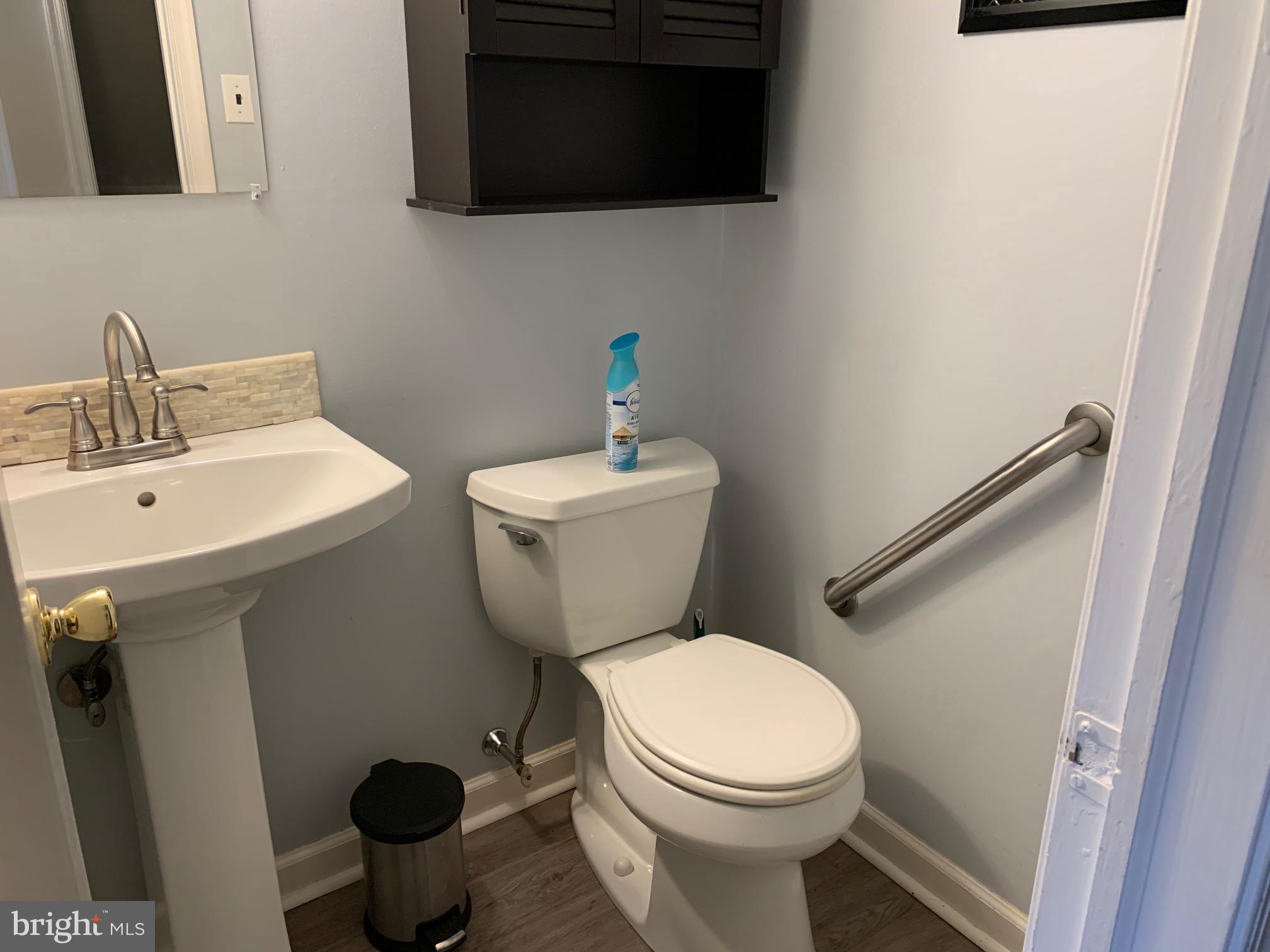 19 Upland Road Brookhaven, PA 19015 - Photo 6 of 12 Gallery Image 6
