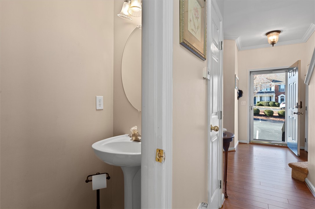 78 Spring Crossing Circle Greer, SC 29650 - Photo 15 of 27 Powder Room