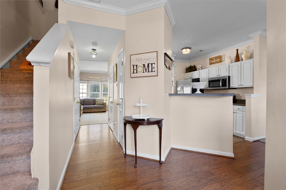 78 Spring Crossing Circle Greer, SC 29650 - Photo 4 of 27 Foyer