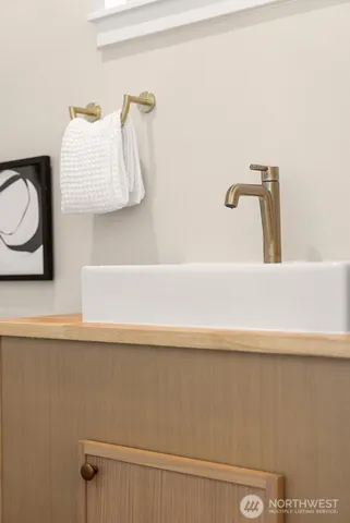 $974,950 | 10604 Northeast 137th Place, Kirkland, WA 98034