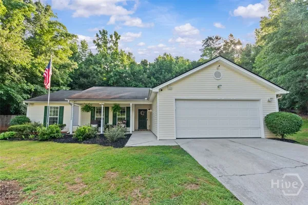 $325,000 | 484 Canoe Court, Statham, GA 30666