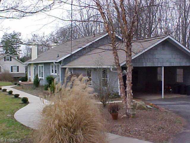 4313 Livengood Road Winston-Salem, NC 27106 - Photo 1 of 9 Exterior Front.