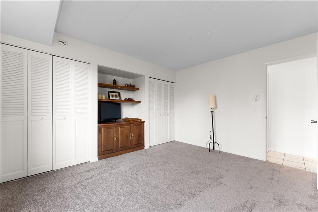 2160 Greentree Road, Unit 708W Pittsburgh, PA 15220 - Photo 17 of 30 Gallery Image 17