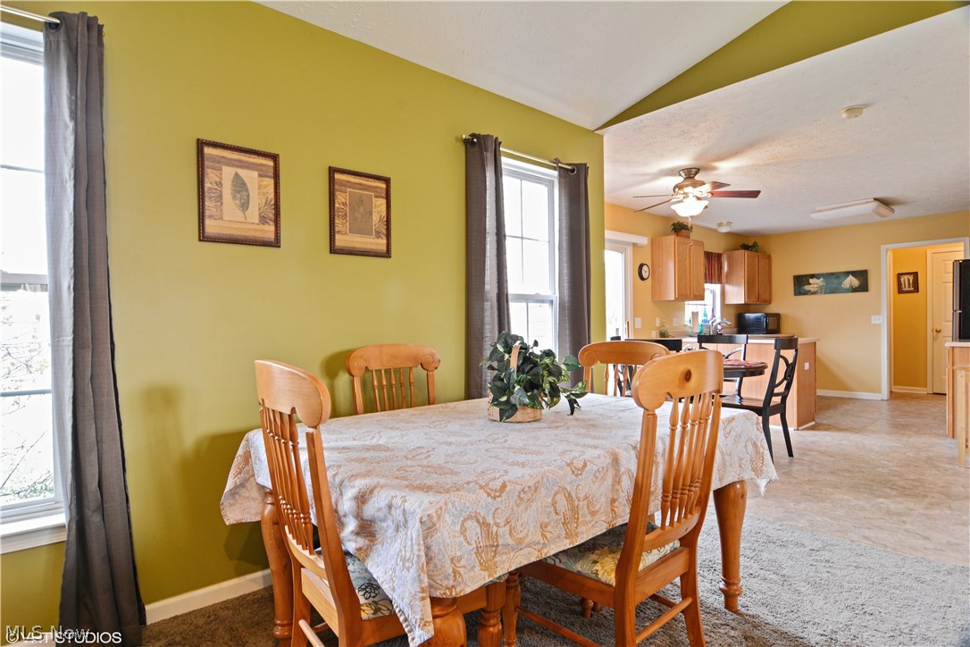 278 Sandstone Ridge Way Berea, OH 44017 - Photo 5 of 20 Gallery Image 5