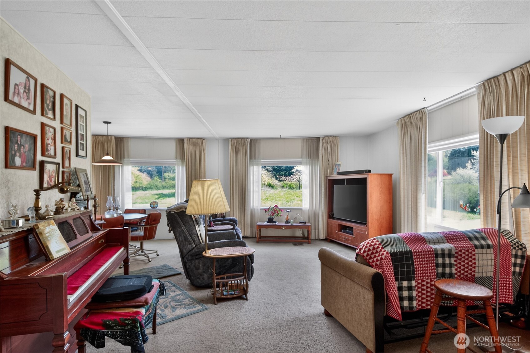 3220 Woodcock Road Sequim, WA 98382 - Photo 7 of 32