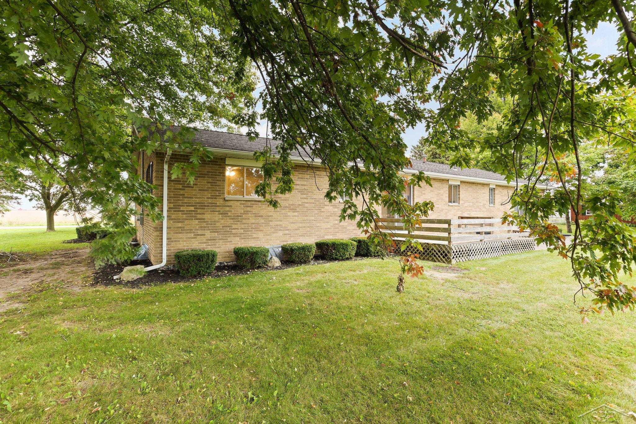 4954 Frank Road Frankenmuth, MI 48734 - Photo 40 of 53 50123544-39.JPG