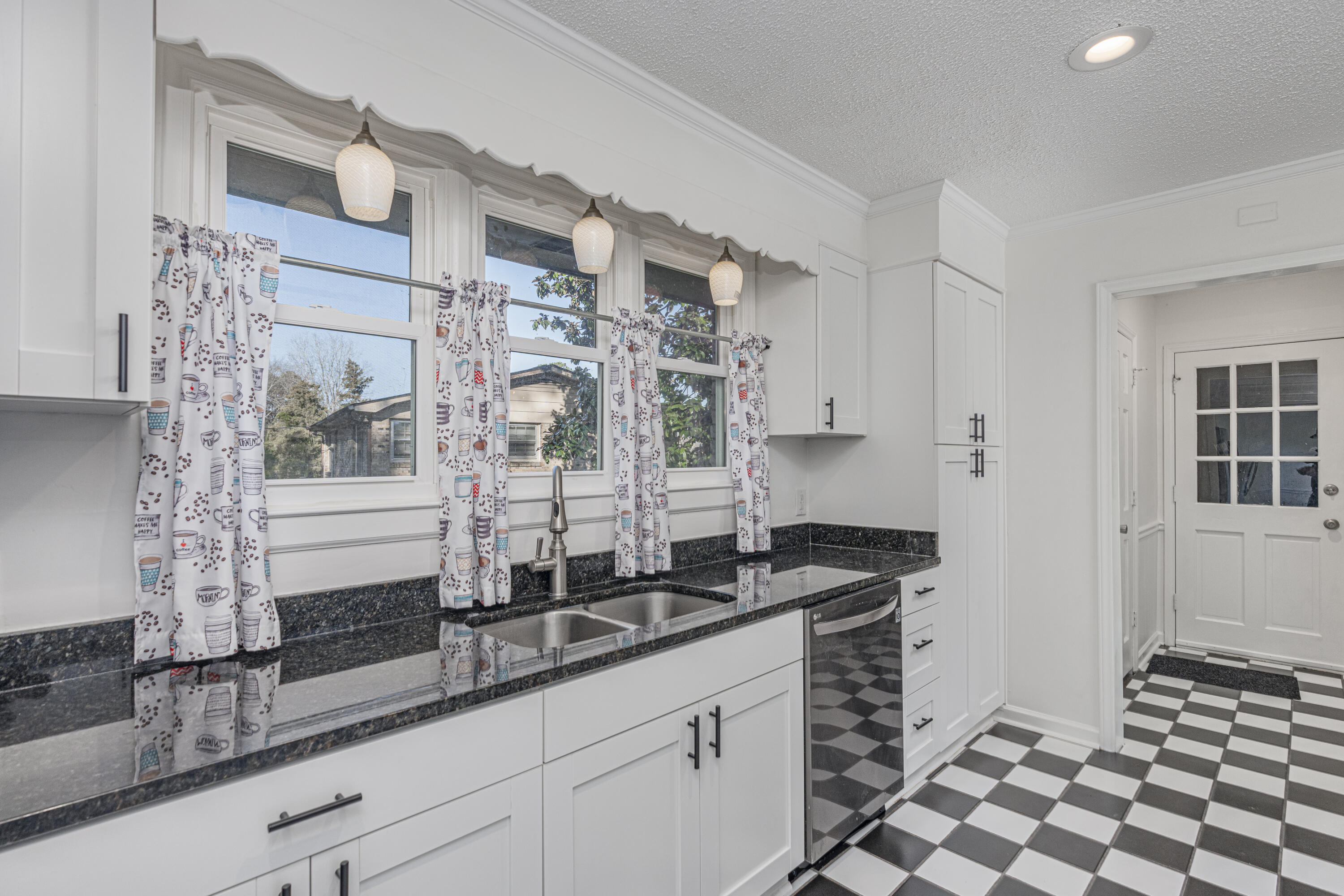 3002 Knightbridge Road Columbia, SC 29223 - Photo 10 of 39