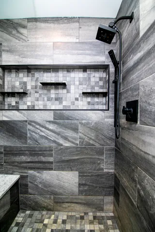 $399,900 | 1698 Bittersweet Drive, St. Anne, IL 60964