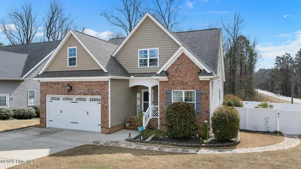 $399,900 | 850 Live Oak Lane, Nashville, NC 27856