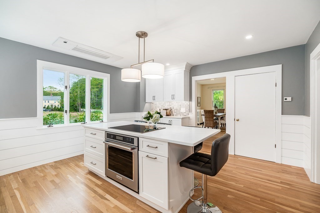 30 Pine Street Manchester, MA 01944 - Photo 11 of 41