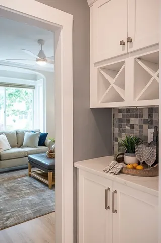 $1,395,000 | 30 Pine Street, Manchester, MA 01944