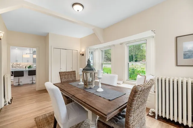 $1,395,000 | 30 Pine Street, Manchester, MA 01944