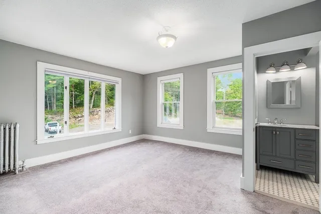 $1,395,000 | 30 Pine Street, Manchester, MA 01944