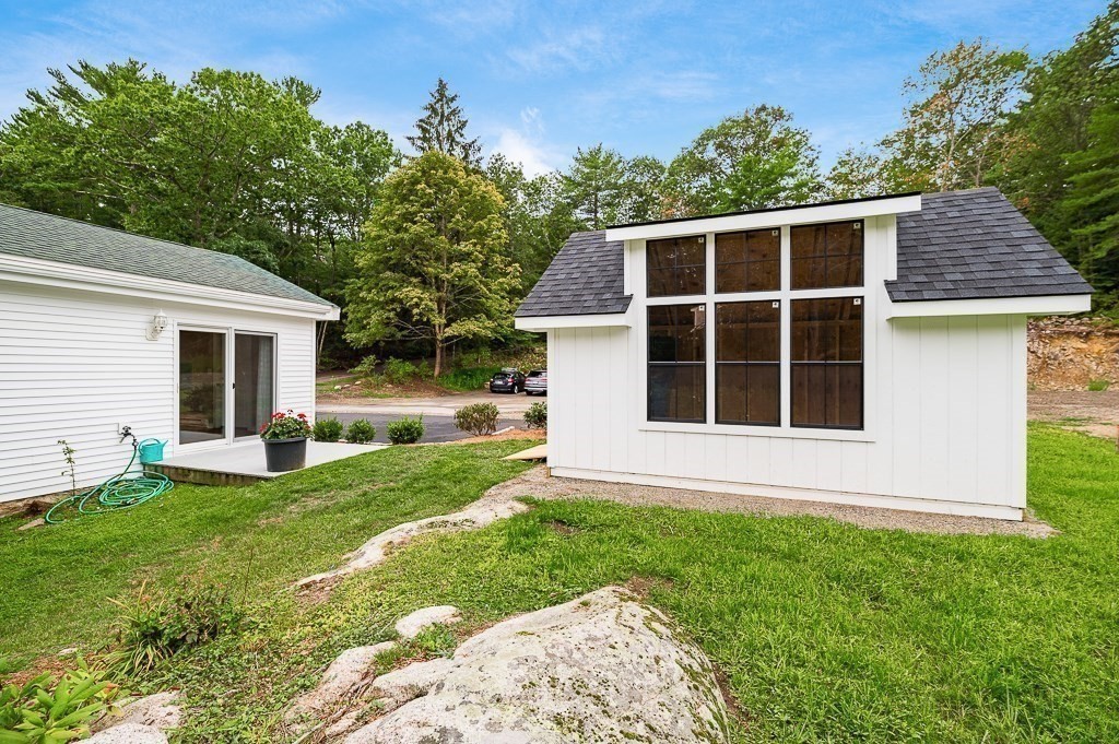 30 Pine Street Manchester, MA 01944 - Photo 37 of 41