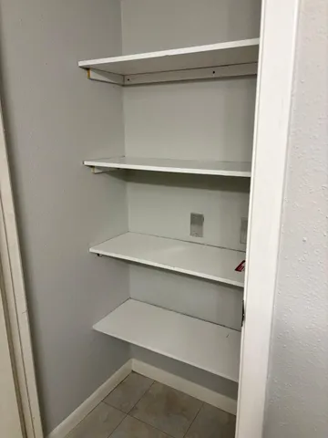 $100,000 | 3055 Walnut Bend Lane, Unit 33, Houston, TX 77042