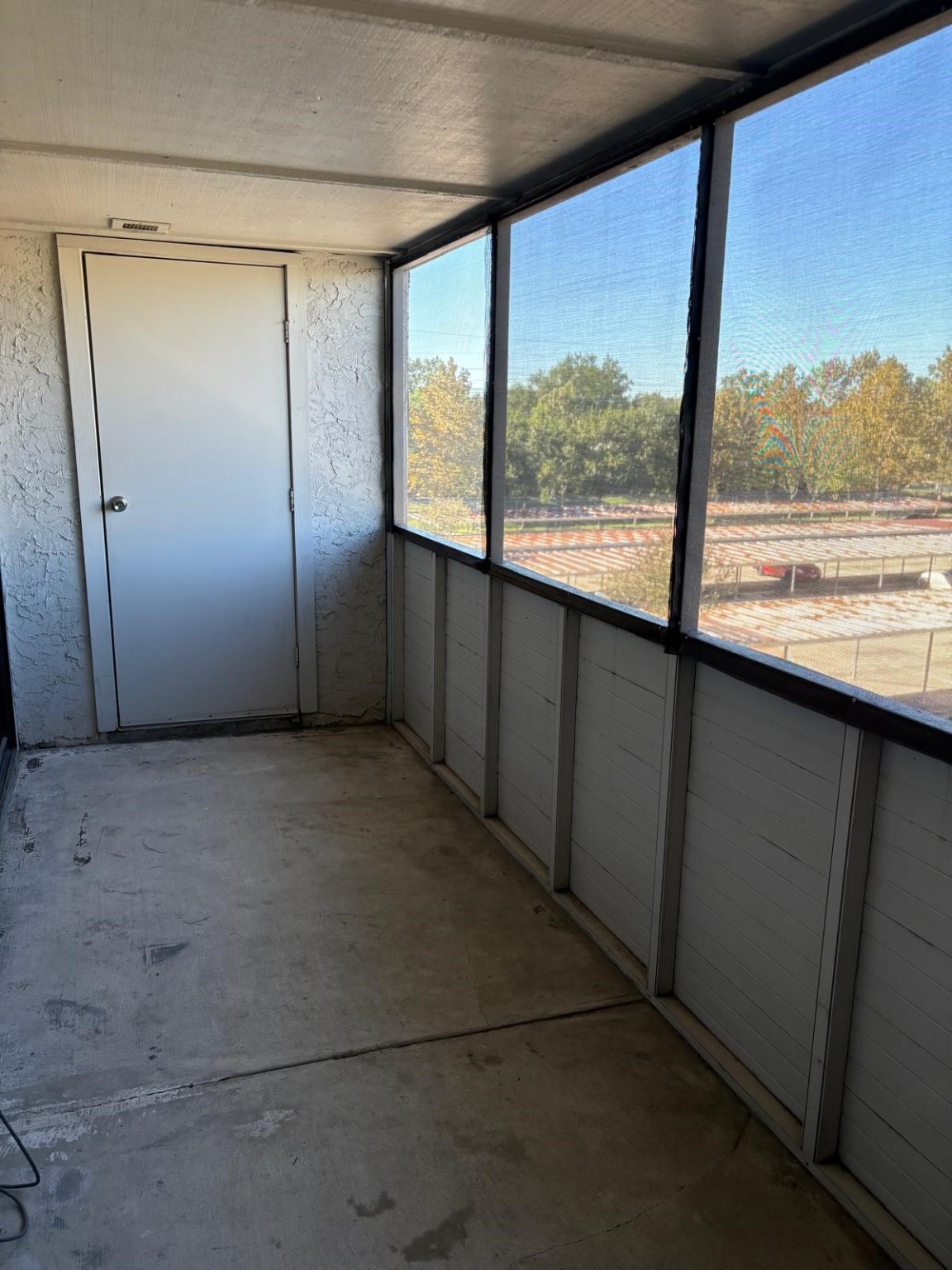 3055 Walnut Bend Lane, Unit 33 Houston, TX 77042 - Photo 13 of 18 Balcony and storage room