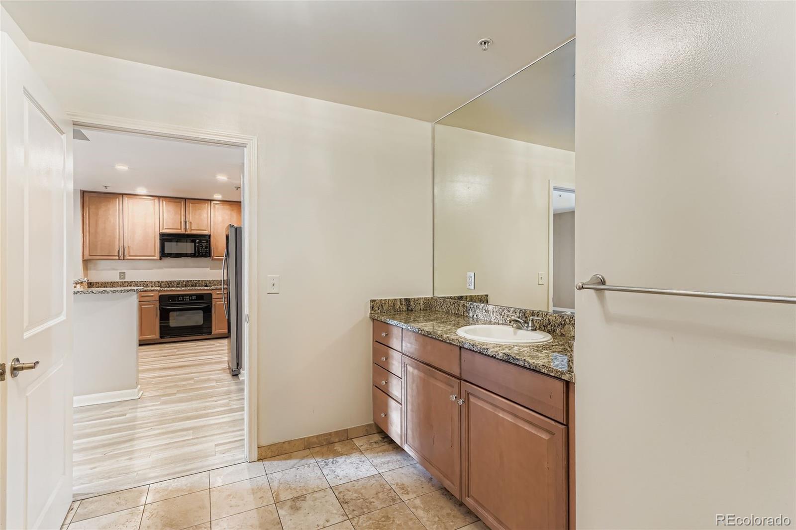 925 Lincoln Street, Unit 9A Denver, CO 80203 - Photo 23 of 32