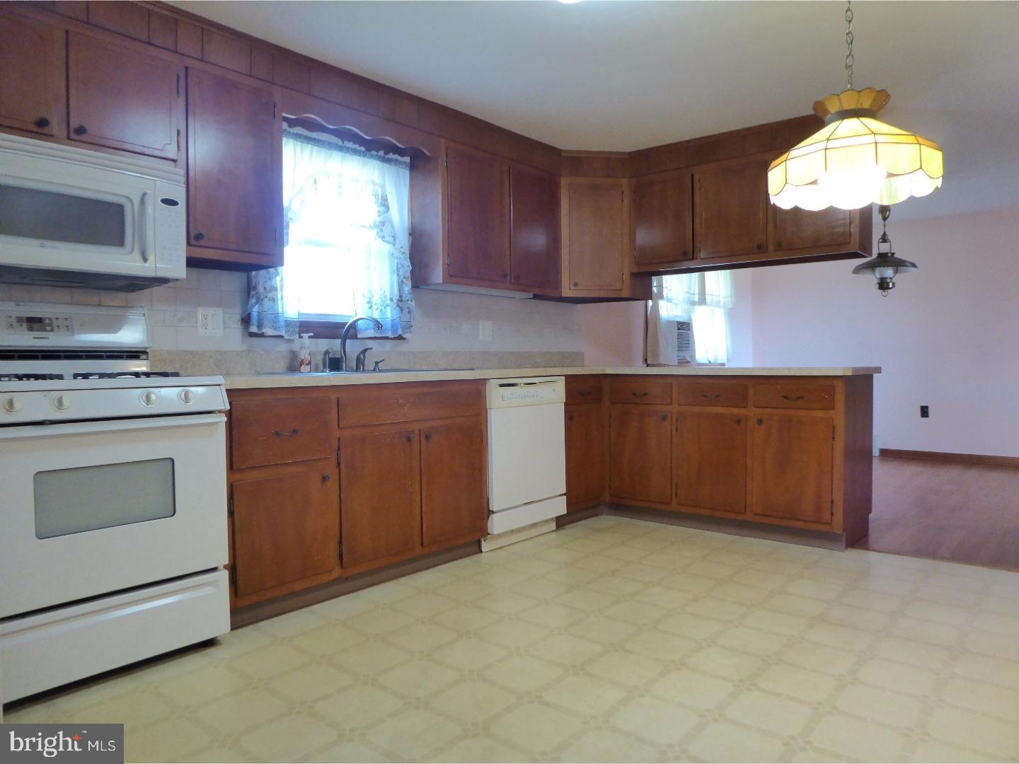 166 Line Road Princeton Junction, NJ 08550 - Photo 6 of 25 Kitchen