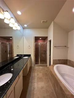 $2,350 | 9114 Harbor Hills Drive, Houston, TX 77054