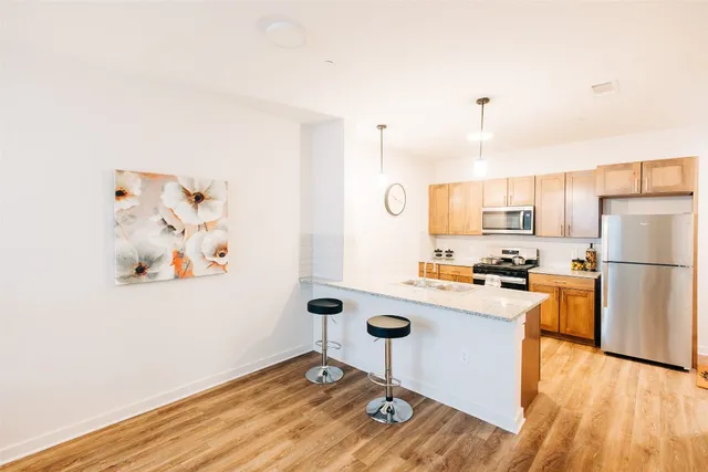 $151,470 | 7051 Meadow Lake Boulevard, Unit 8203, Austin, TX 78744