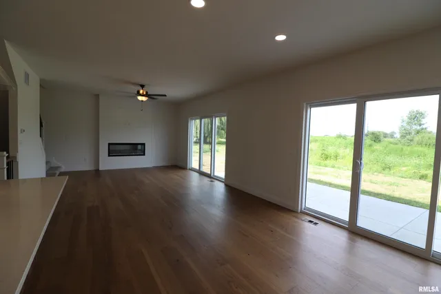 $499,900 | 4016 West Crimson Road, Dunlap, IL 61525