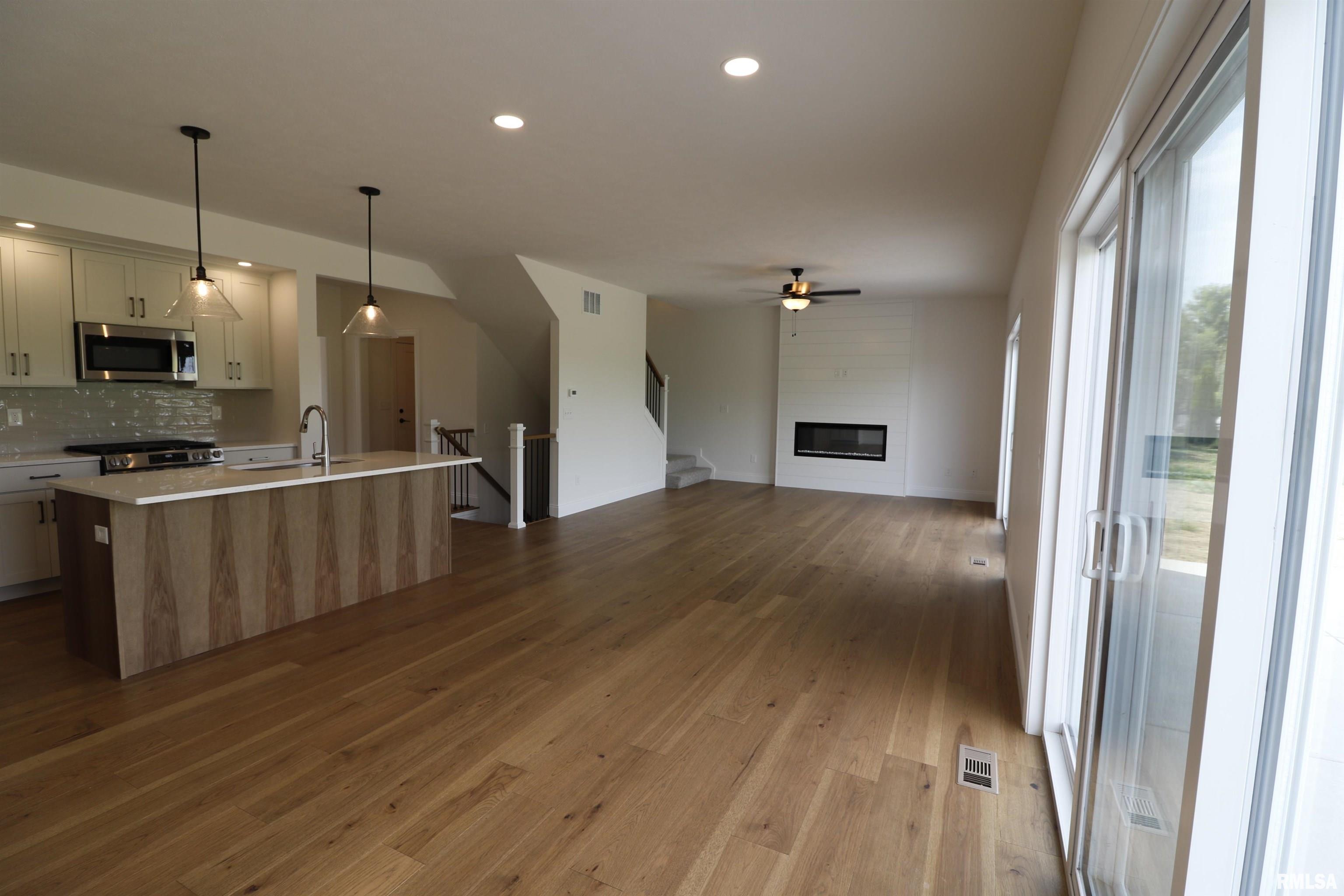 4016 West Crimson Road Dunlap, IL 61525 - Photo 14 of 43