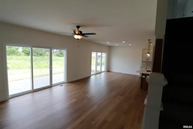 $499,900 | 4016 West Crimson Road, Dunlap, IL 61525