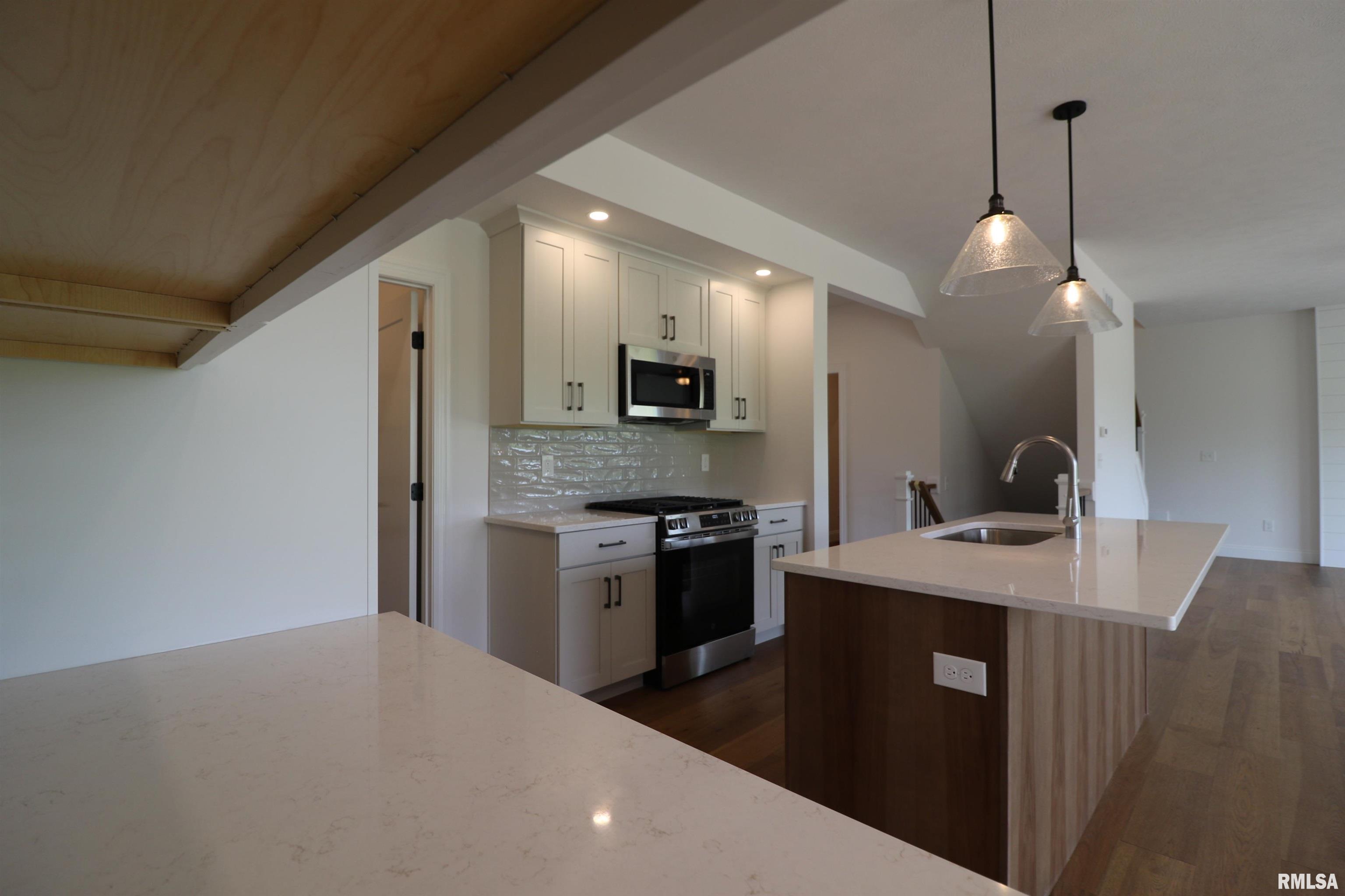 4016 West Crimson Road Dunlap, IL 61525 - Photo 10 of 43