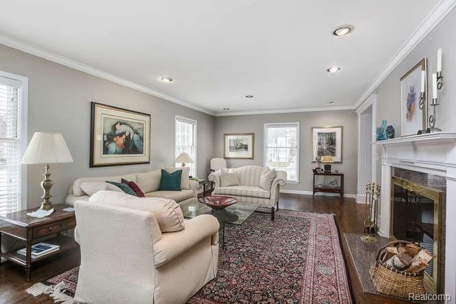 618 Overhill Road Bloomfield Hills, MI 48301 - Photo 15 of 30 618 Overhill Rd Bloomfield-small-002-2-618 Overhill Road-666x444-72dpi.jpg