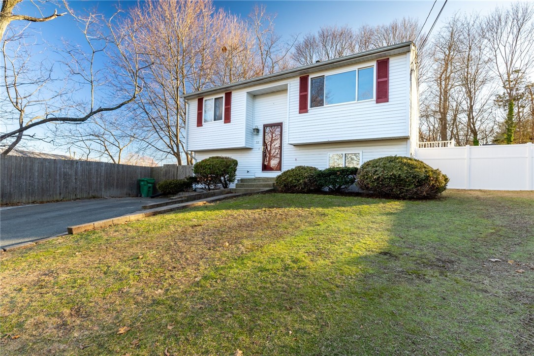 53 Rice Street Warwick, RI 02886 - Photo 3 of 20