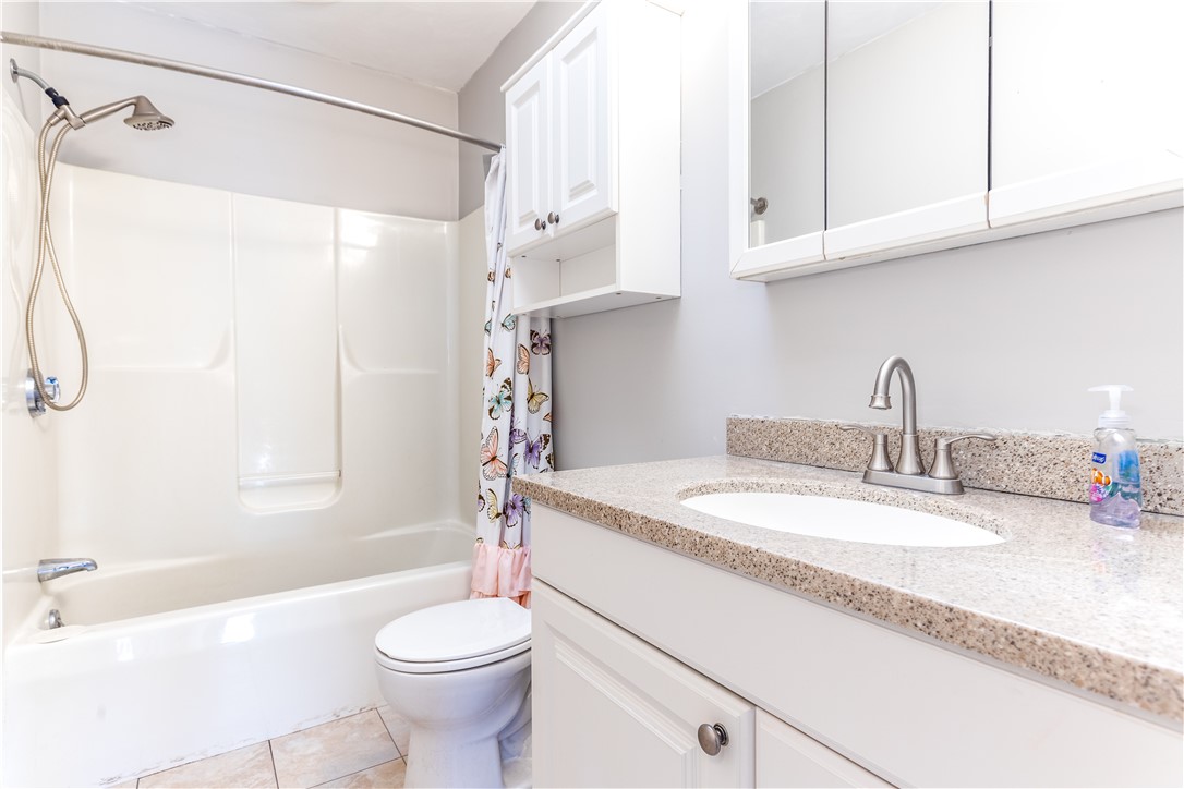 53 Rice Street Warwick, RI 02886 - Photo 10 of 20