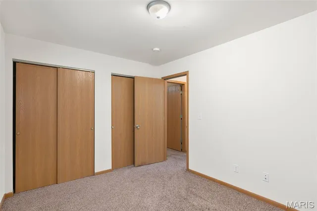 $99,900 | 21 Village W Court, Unit 201, Washington, MO 63090